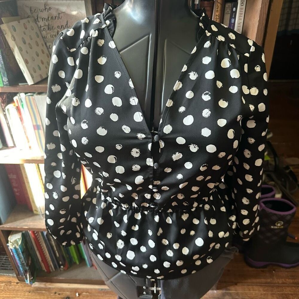 J Crew black & white polkadot feminine size 2 blouse